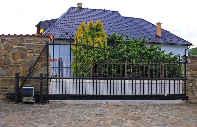 Profil do bramy przesuwnej Zn, 94x85x5mm, L3m - Image 5